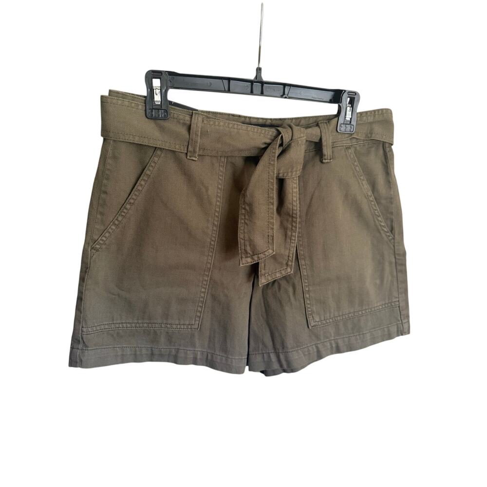 Banana republic chino 4”shorts with tie. Size 8